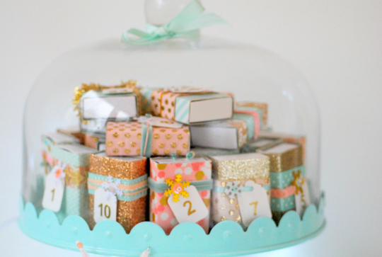 Calendrier de l'avent cloche à gâteau