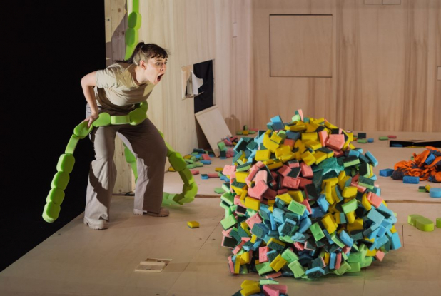 NIETES - Cie BRONKS - Monstre d'éponges