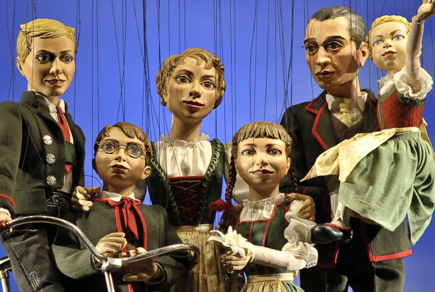 La Mélodie du Bonheur - Les Marionnettes de Salzburg