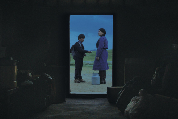 Les Racines du Monde : la mère et le héros du film