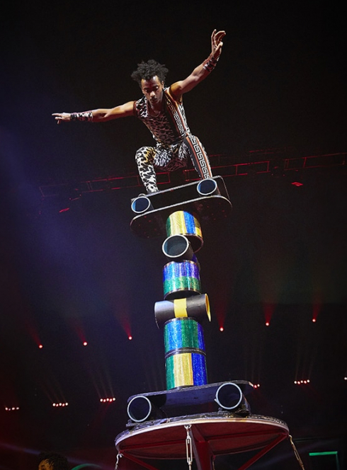 Cirkafrika - Les Etoiles du Cirque d'Ethiopie : équilibre