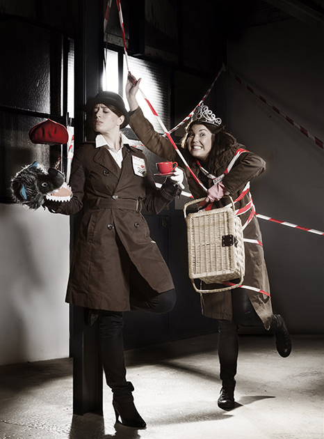 Qui a tué le grand méchant loup...? C'est pas nous!