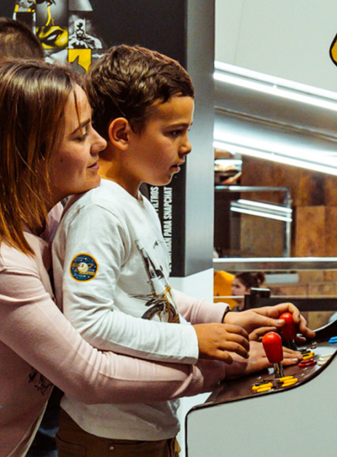 Batman envahit Grand Littoral : jeux vidéo enfants