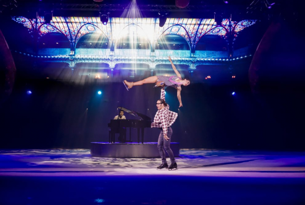Piano et danse - Holiday on Ice Atlantis