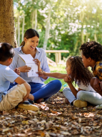 Filofil en herbe : Lecture pour les enfants en pleine nature