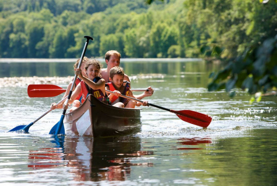 Vallée de la Dordogne : canoë en famille