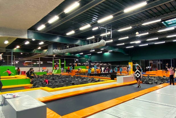 New Jump Rennes : grand trampoline