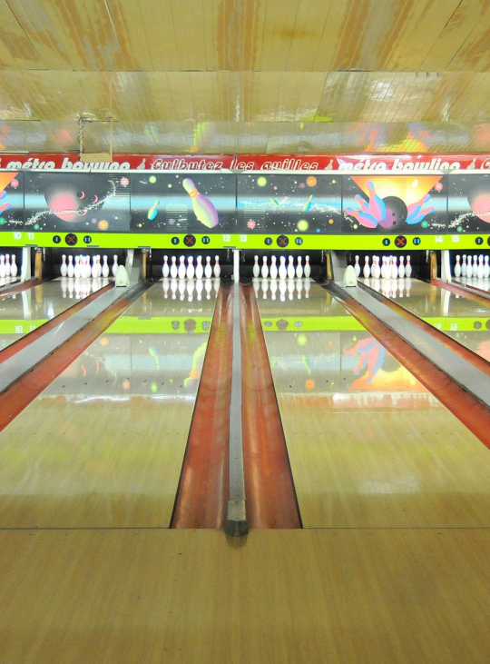 Metro Bowling à Lille activité en famille et anniversaires d'enfants