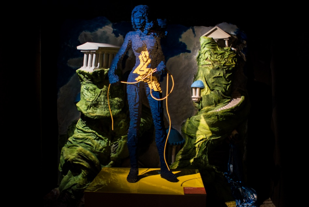 The Art of the Brick : DC super heroes - Wonderwoman lasso