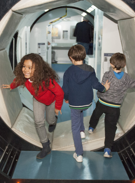 Planète Pilote : enfants au Musée de l'Air et de l'Espace