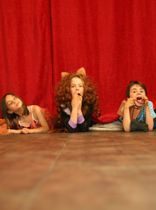 Badaboum Theatre stages