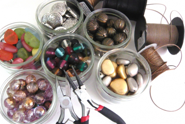 Ateliers de création de bijoux Viginie etc.