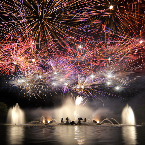 Grandes eaux nocturnes à Versailles - Feux d'artifice