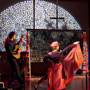 Rose is a rose es una rosa est une rose  - Cie Zabraka