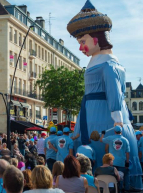 Les Folies de Binbin : parade