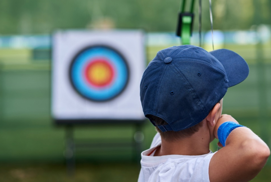 Tir à l'arc : activité loisirs outdoor