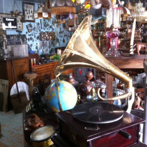 Grande brocante solidaire