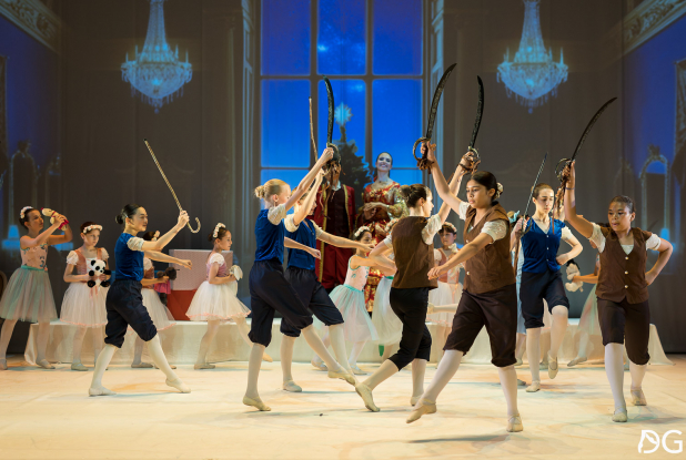 Casse Noisette - Académie de danse Daniela Gihr : épées