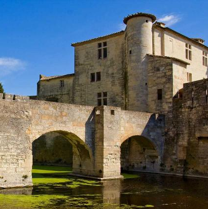 Tours et remparts d'Aigues-Mortes