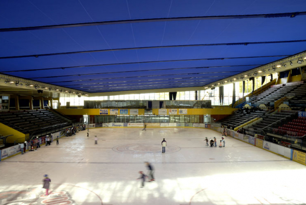 Patinoire Charlemagne à Lyon : Gradins