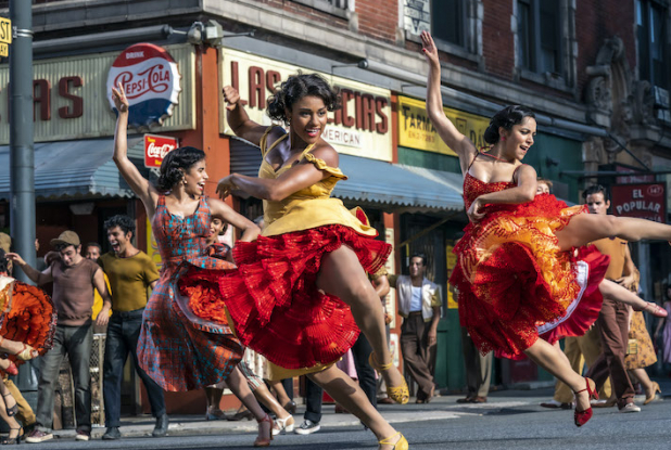 West Side Story 2021 : les filles dansent