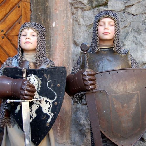 Enfants chevaliers - Top châteaux forts