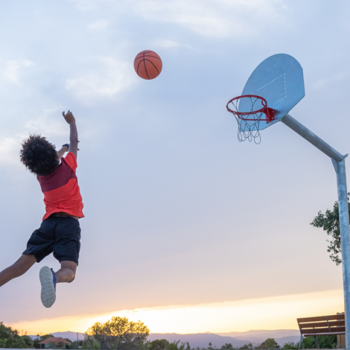 Antigone des associations