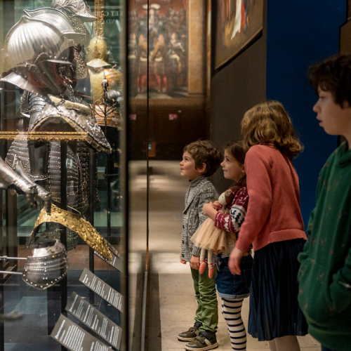 Musée de l'Armée : Les enfants visitent