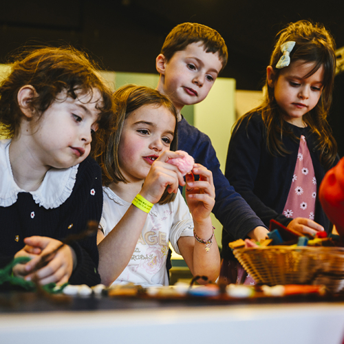 Journées Européennes du Patrimoine : Des enfants participent à un atelier
