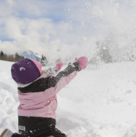 Enfants sous la neige