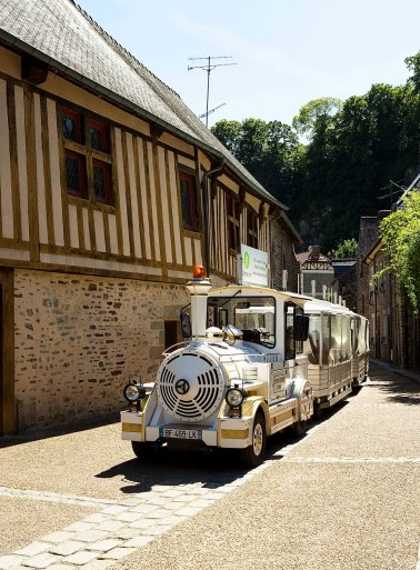 Le petit train touristique de Fougères