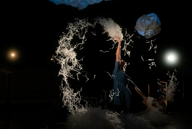 Le ciel est par-dessus le toit - Papier