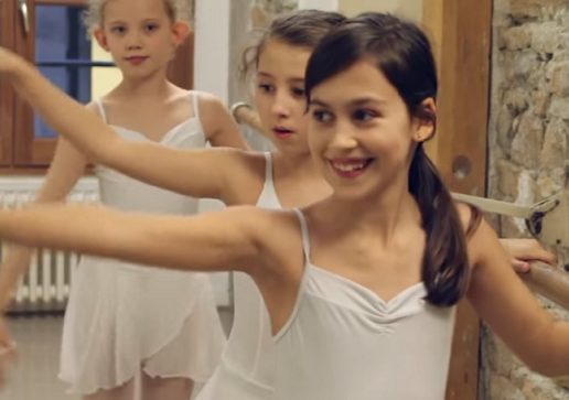 Un anniversaire enfant sur le thème de la danse - Cours de danse classique
