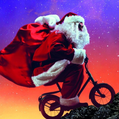 Marché de Noël à Cournon-d'Auvergne : Un Père Noël à bicyclette