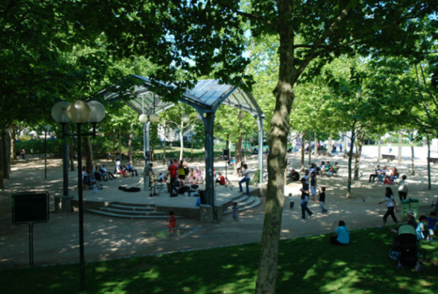 Parc Georges Brassens : kiosque pour les familles