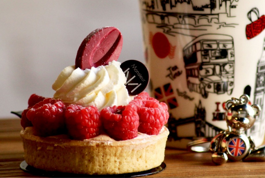 Tartelette framboise frangipane chez Monsieur M