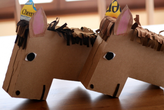 Créer une tête de cheval avec une boîte en carton