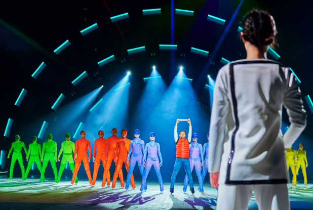 Holiday on Ice - Aurore, vue de dos