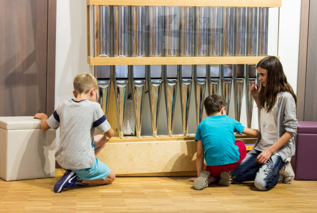 L'Atelier de l'Orgue - les enfants découvrent
