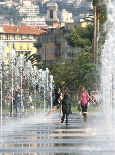 Promenade du Paillon, enfants