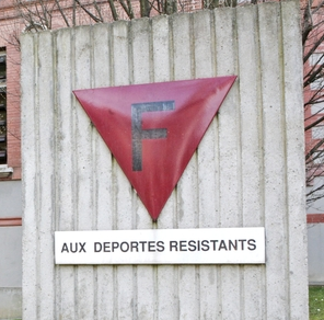 Musée de la Résistance : triangle rouge déportés résistants