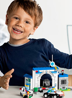 LEGO® Juniors