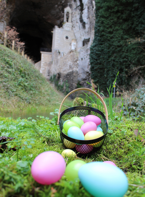 Chasse aux oeufs aux Grottes de la Balme - entrée