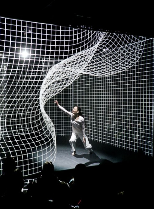 Hakanaï - Adrien M / Claire B