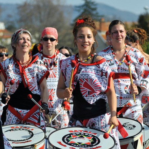 Batala Massif à Littérature au Centre