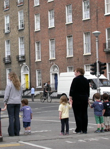 Devenir assistante maternelle