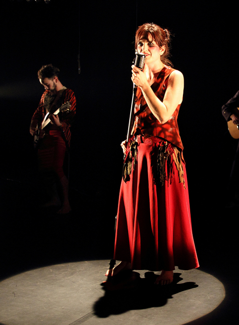 Rouge - Jeanne Béziers