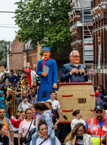 Fêtes de Fives : Parade dans la ville de Lille