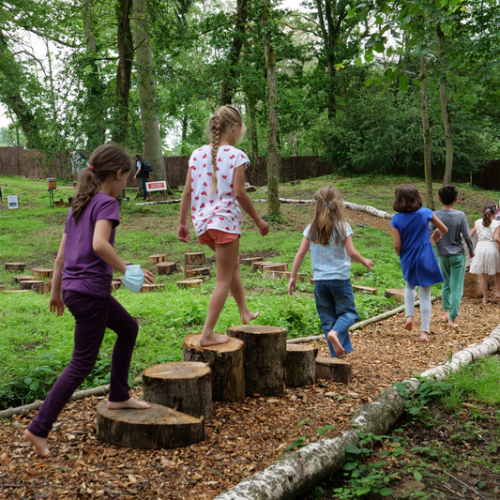 Sentier pieds nus de la Bergerie nationale