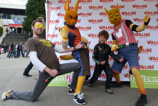 Concours Air Guitar avec CitizenKid - arrivée d'Allan